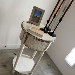 Vintage Style Accent Table 