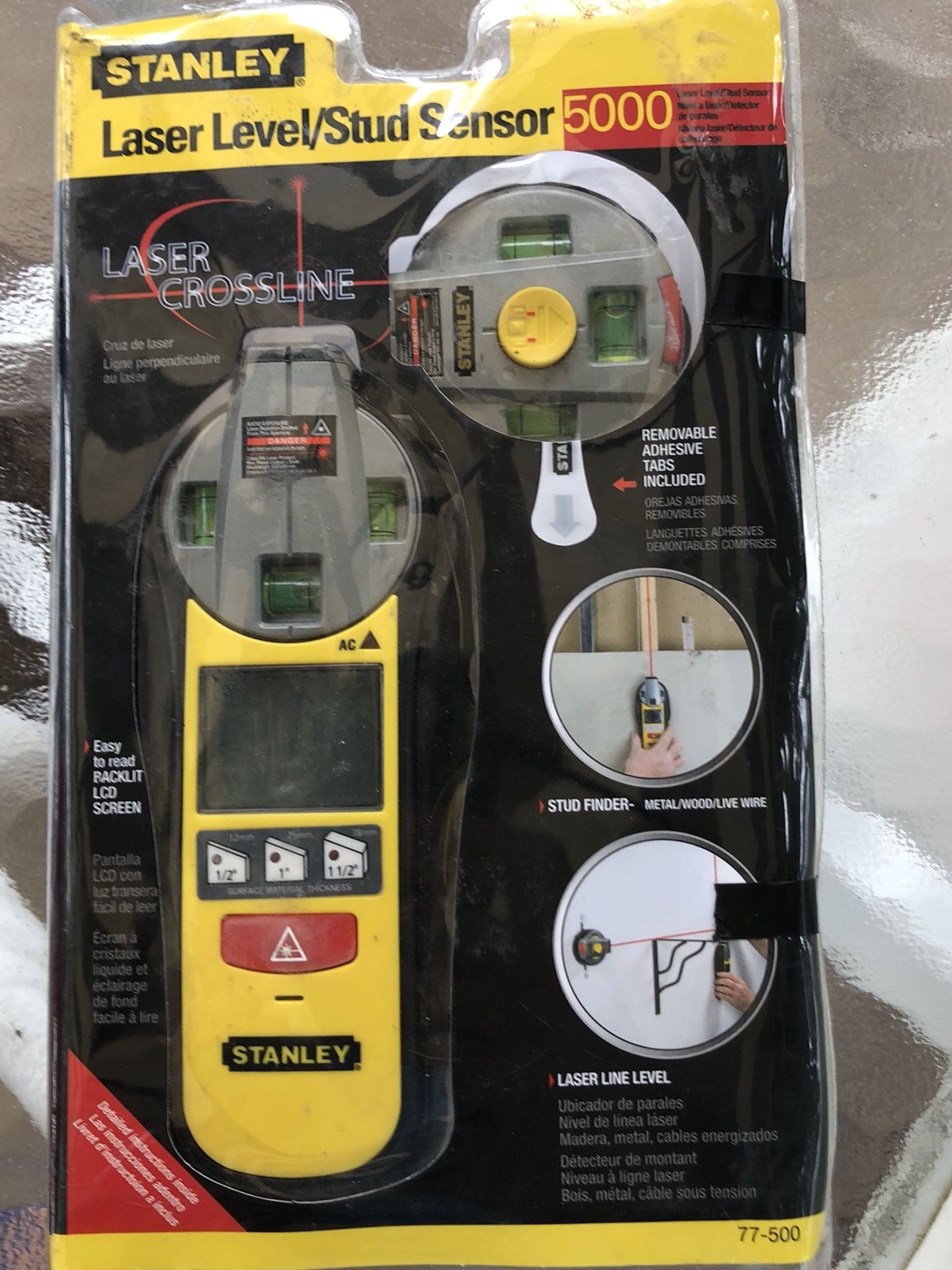 STANLEY LASER LEVEL AND STUD SENSOR