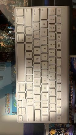 Apple Keyboard