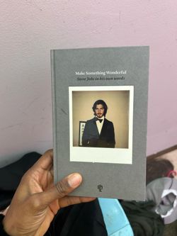 Make Something Wonderful:
Limited Apple employee book from
Steve Jobs Archive