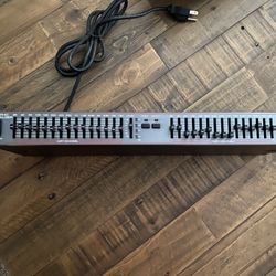 Ross Systems RX-15S 2-Channel 15-Band Rackmount Graphic Equalizer EQ