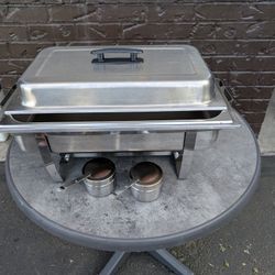 8 Chafing  Dishes 8 Quart Capacity 