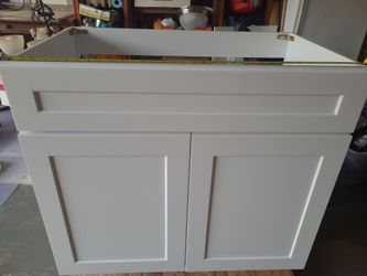 36x21 vanity cabinet white new