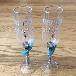 Bride and Groom wedding flutes