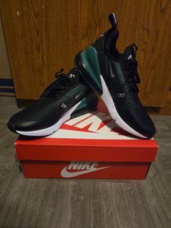 NIKE Air Max 270 Youth