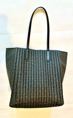 Michael Kors Women Hand Bag