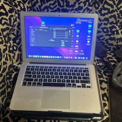 MacBook Air A1466