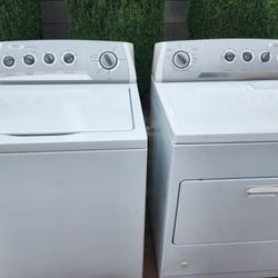 Whirlpool Washer And Gas Dryer Set 