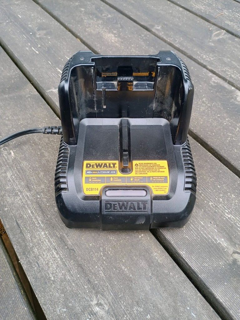 Dewalt DCB114 40v Max Li-Ion CHARGER ONLY (no battery)