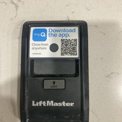 LiftMaster 882LMW Garage Opener