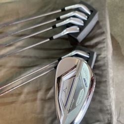 Mizuno JPX-900 Hot Metal Irons