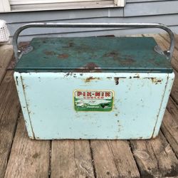 1950's Pik-Nik Cooler