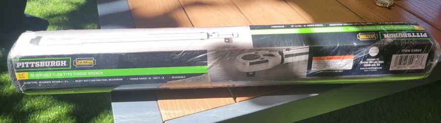 Pittsburgh 1/2" Reversible Click Torque Wrench