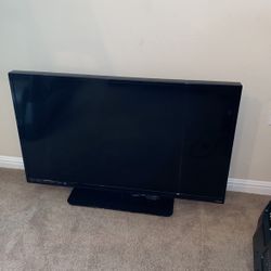 VIZIO 39" TV