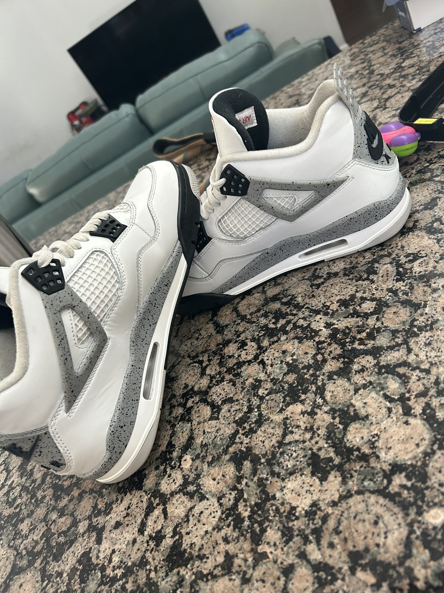 Jordan 4 White Cement