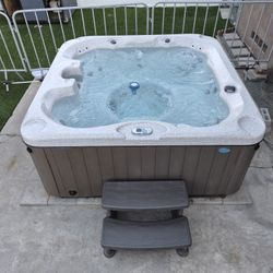 Spa Jacuzzi Hot Tub