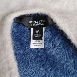 Vera Wang Shawl / Wrap