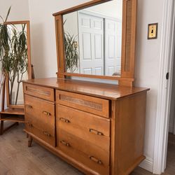 Mid Century Wood Dresser With Mirror