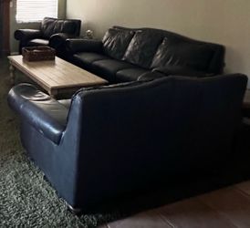 Black Leather Furniture