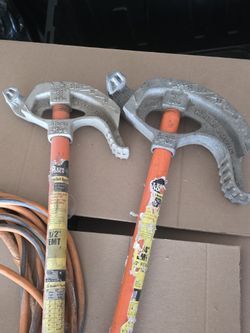 Klein Tools Aluminum Conduit Bender 1/2 & 3/4 -inch EMT (Electrical Metallic Tubing) conduit. 