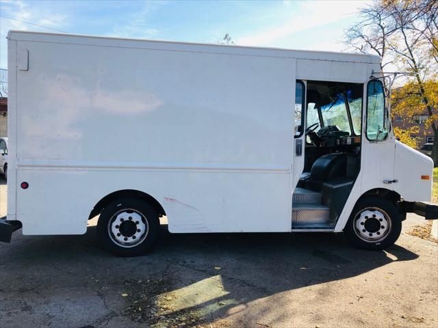 2002 Freightliner Mt45 Chassis
