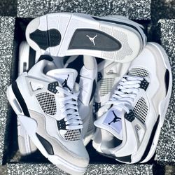 Jordan 4 Military Black 