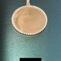 Gold And Diamond Picture Pendant 