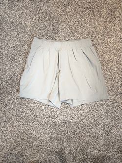 Lululemon Shorts: Men Medium