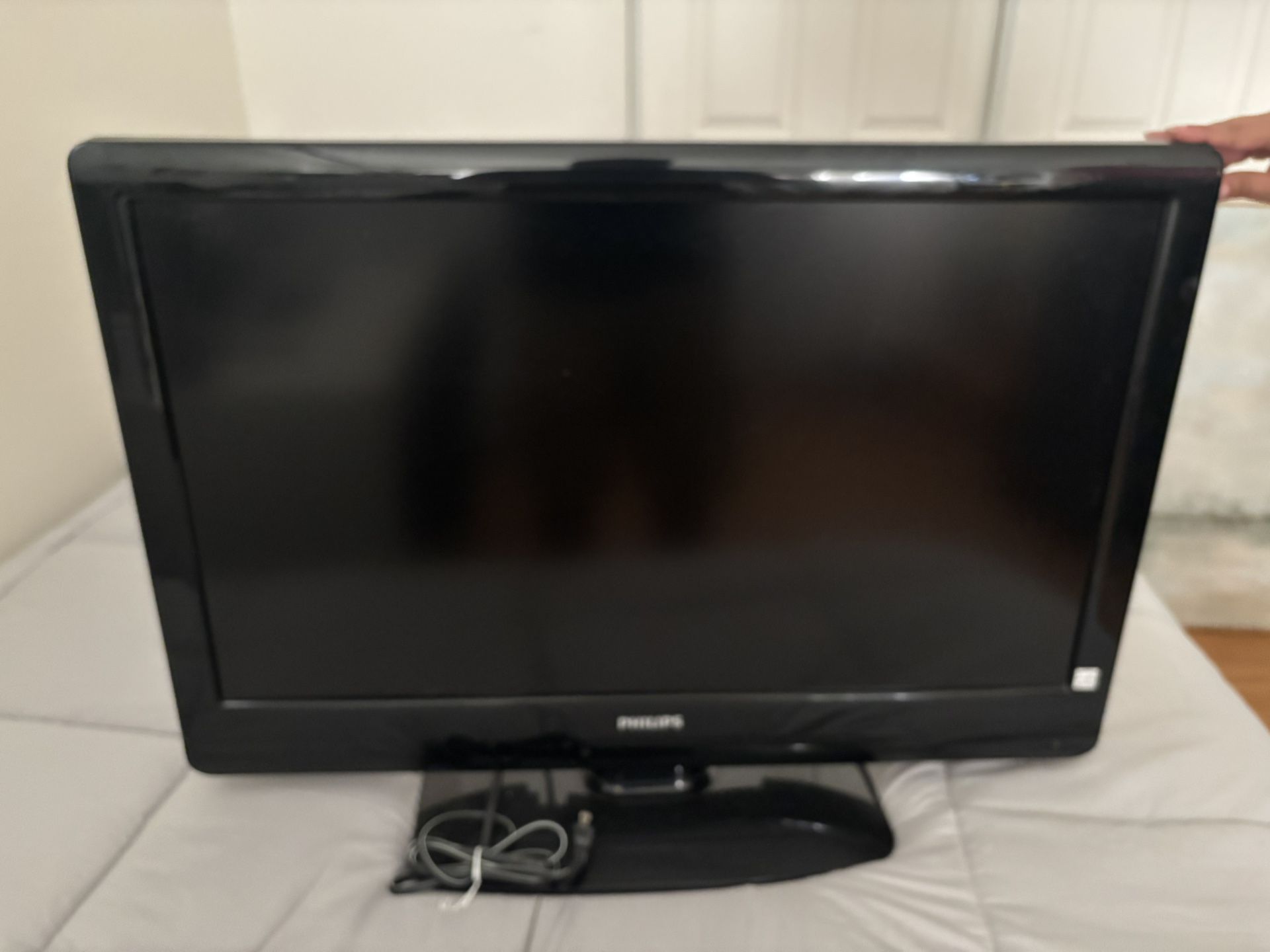 Phillips TV 32 Inch Screen