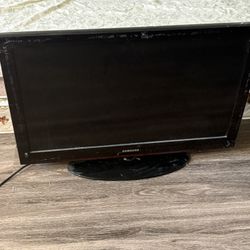 32 Inch TV