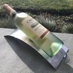 Wine Holder-NEW w/Tags -Solid, strong .