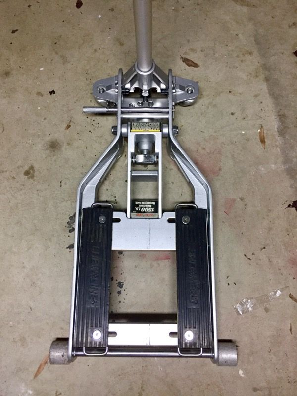Crew Line 1500-lb Aluminum Motorcycle Jack