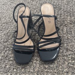 Unida Sandals 