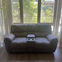 Power Reclining Loveseat with Storage Console