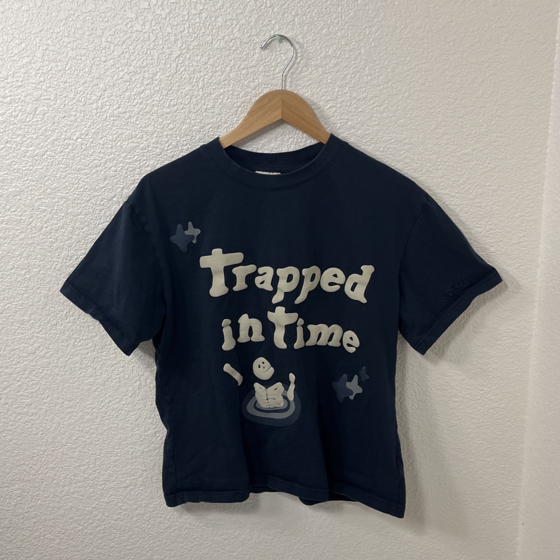 Broken Planet - Trapped In Time Tshirt Size XS Men’s 