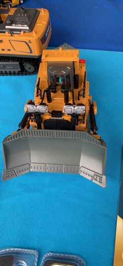 Remote control Bulldozer