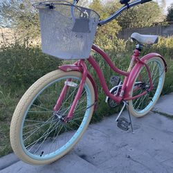 Women’s Huffy Beach Cruiser Bike (26’)