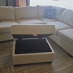 3pc Reversible Sectional W Ottoman 