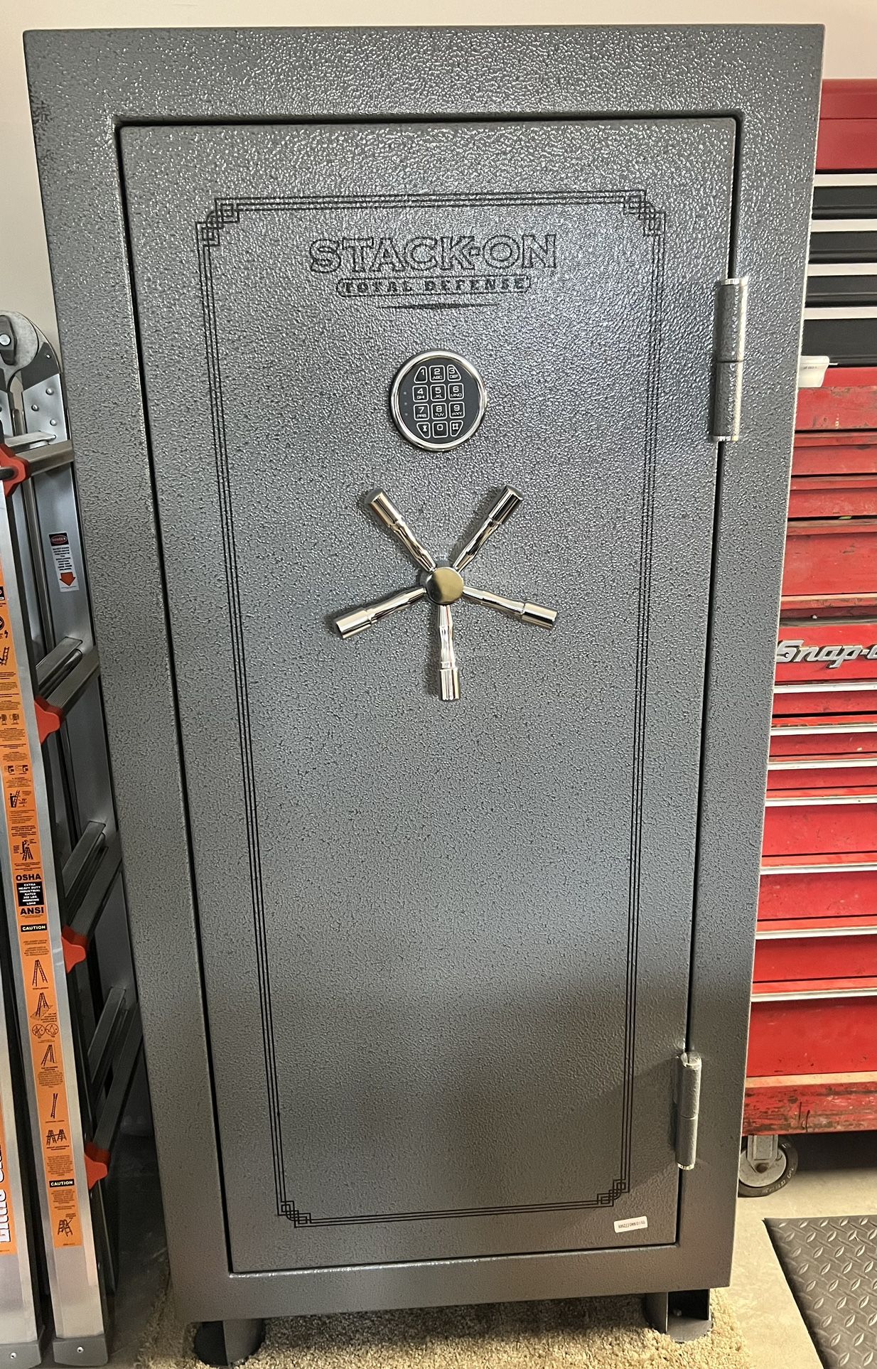 *Pending Sale -Stack-on Total Defense 28-gun Safe