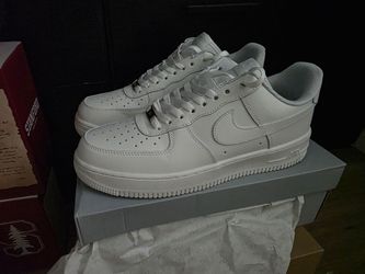 Nike Air Forces size 11