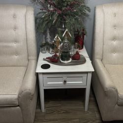 Set Of Couch’s PICKUP NEAR Walgreens On 6600 Airline Dr 