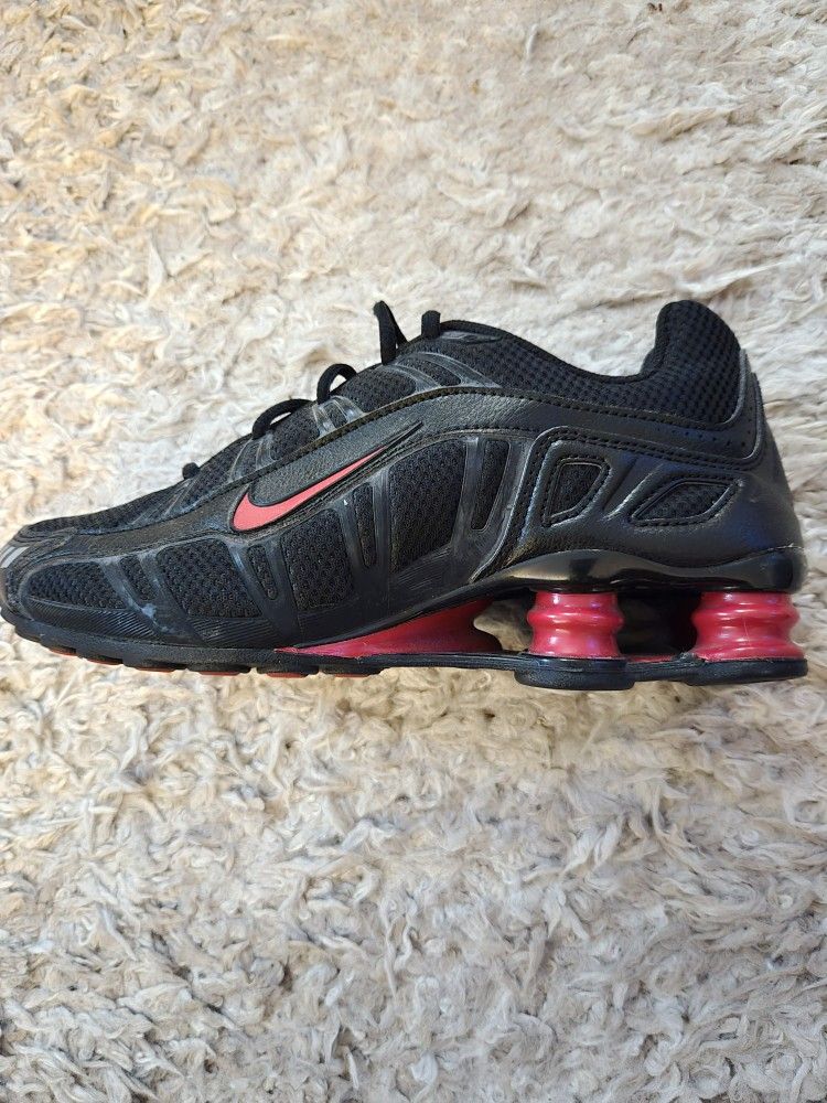 Nike Air Size 6