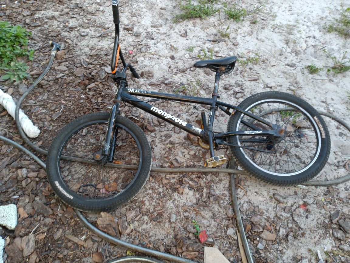 BMX Bike Mongoose