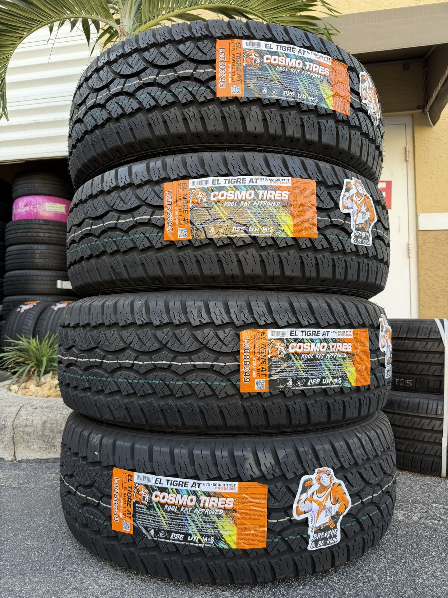 Set Cosmo 275 60 R20 