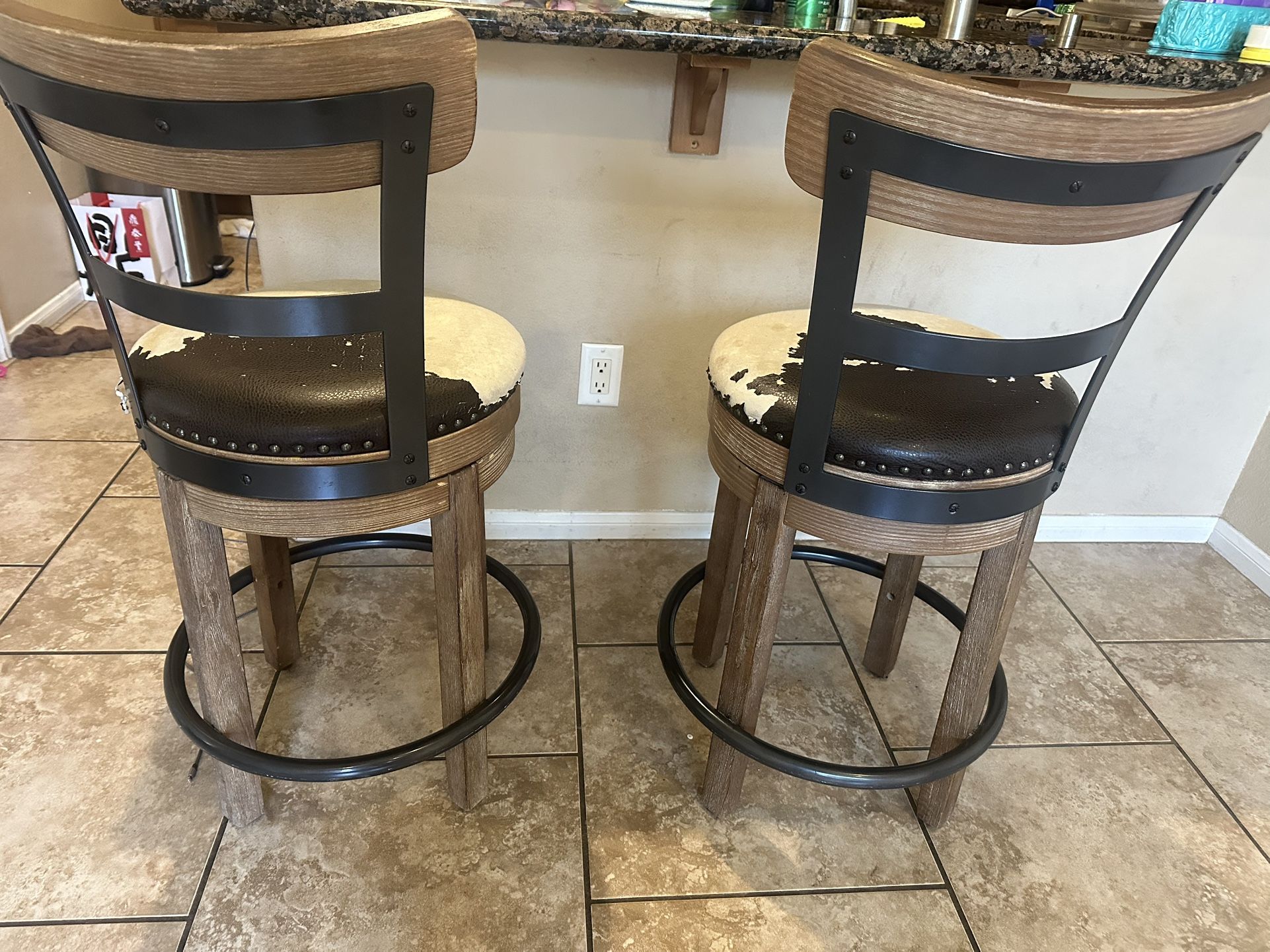 Free Swivel Bar Stools - Pickup 92130 By July 13