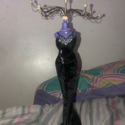 Black Dress Jewelry Organizer