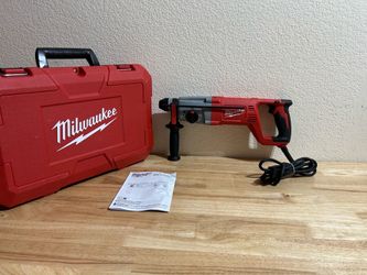 Milwaukee Corded Electric 1” SDS Plus Rotary Hammer Like New (Como Nuevo)