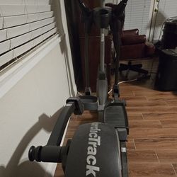 Nordic Track Elliptical 5.5