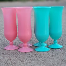 Hurricane Plastic Goblet Drinking Cups Blue/pink