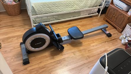 Maxkare Rowing machine